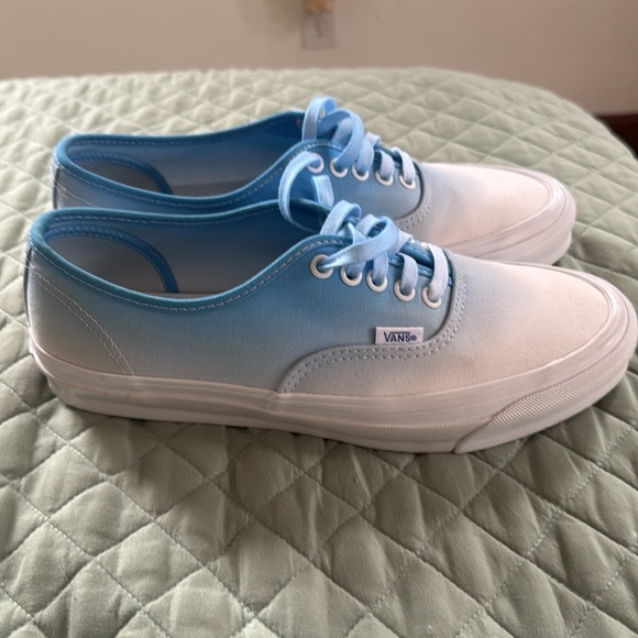 Vans OG Authentic LX 'Dip Dye - Alaskan Blue White' Size 9 Men’s - Picture 3 of 6
